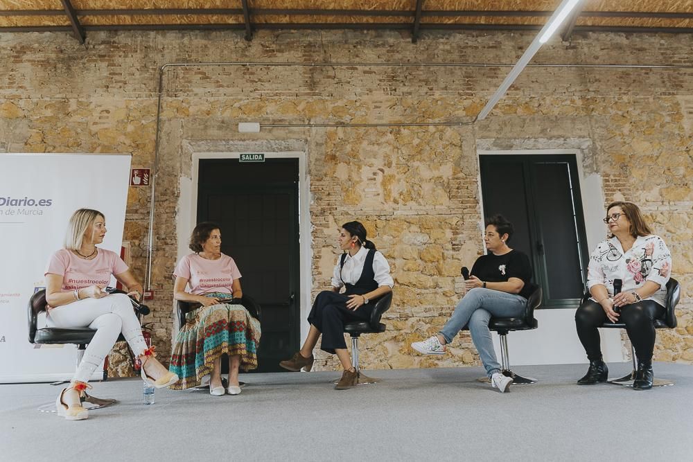 Charla con el equipo Flechas Rosas -tiro con arco- de Lorca y Vientos de Cartagena -dragon boat-