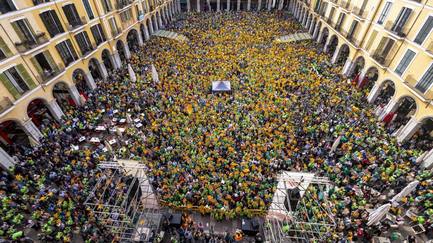 El PP y la izquierda tumban la propuesta de Vox de dinamitar la escuela en catalán en Balears