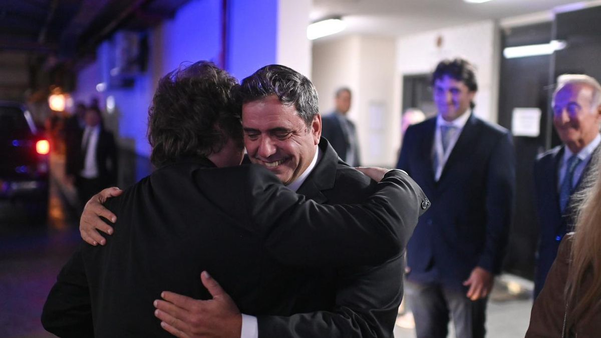 Lisandro Catalán y Javier Milei.