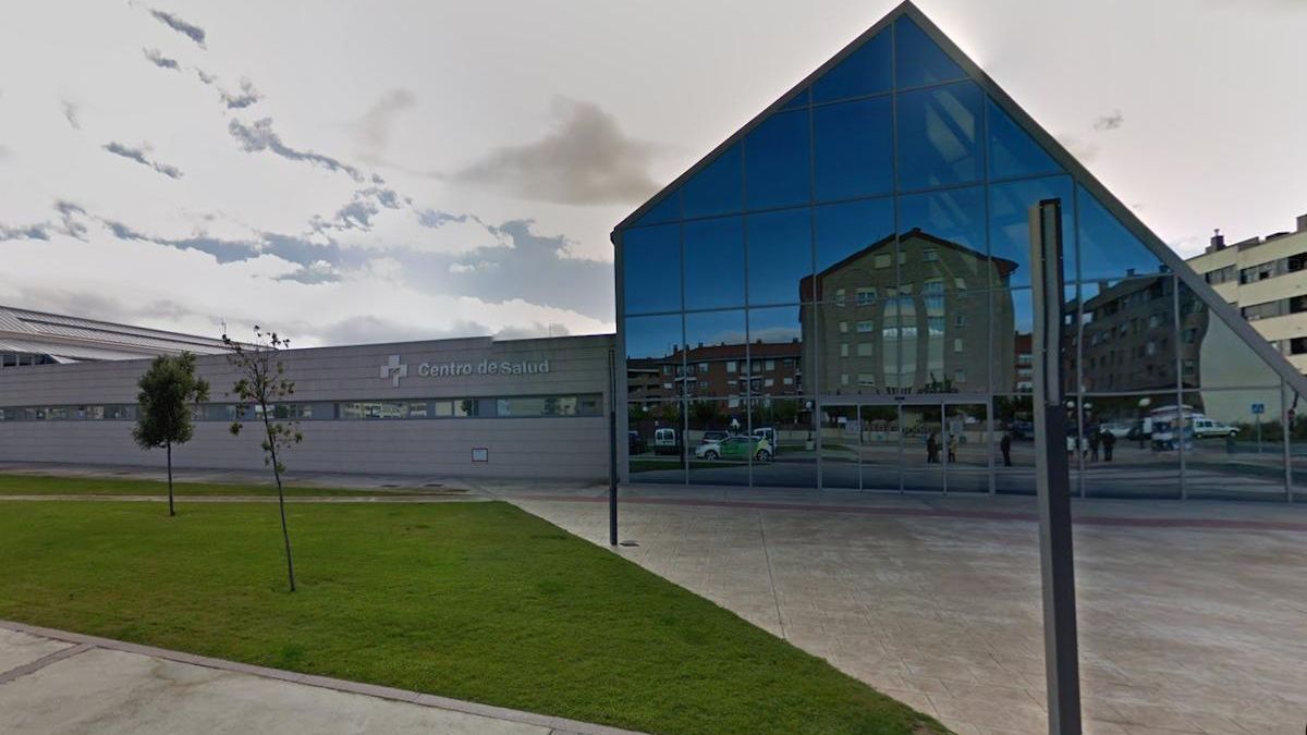 Herido un hombre de 76 años tras tocar con su coche contra un muro en Santo Domingo de la Calzada