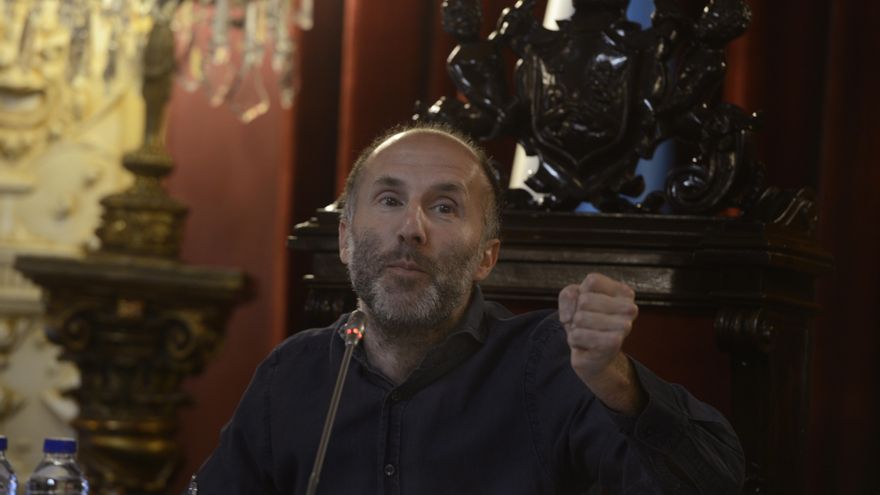 Jácome expulsa al PP del gobierno de Ourense: “No es normal cogobernar con una persona de la que estás rajando”