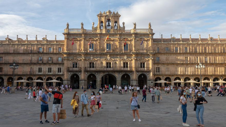 Salamanca se defiende como capital del español frente a las pretensiones del Madrid de Ayuso y Cantó