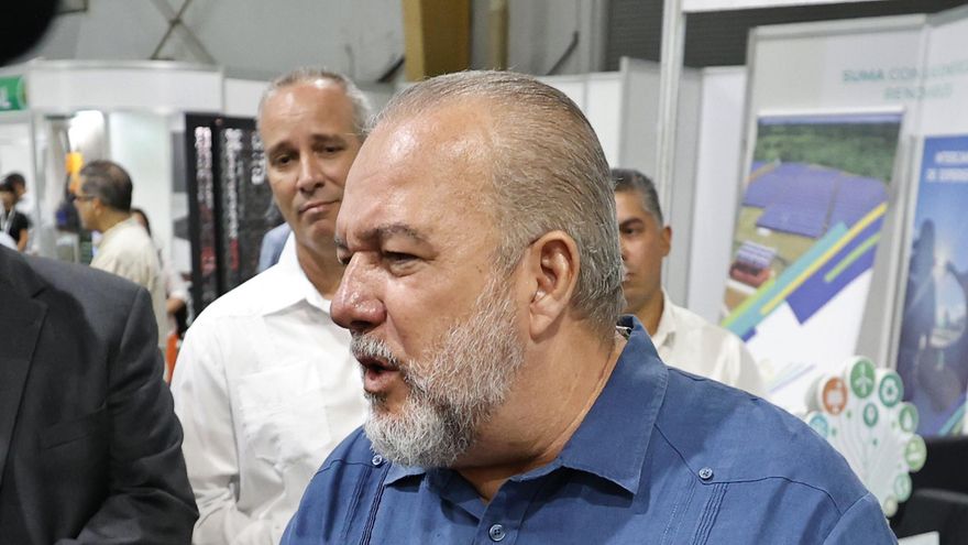 El Gobierno cubano reconoce que debe corregir "deficencias" propias para superar la crisis