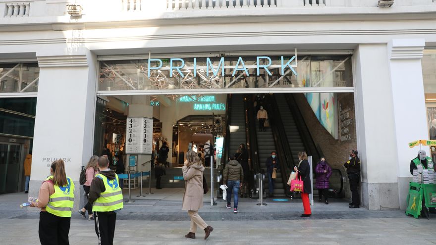 Dimite el consejero delegado de Primark por su comportamiento inapropiado hacia una mujer "en un entorno social"