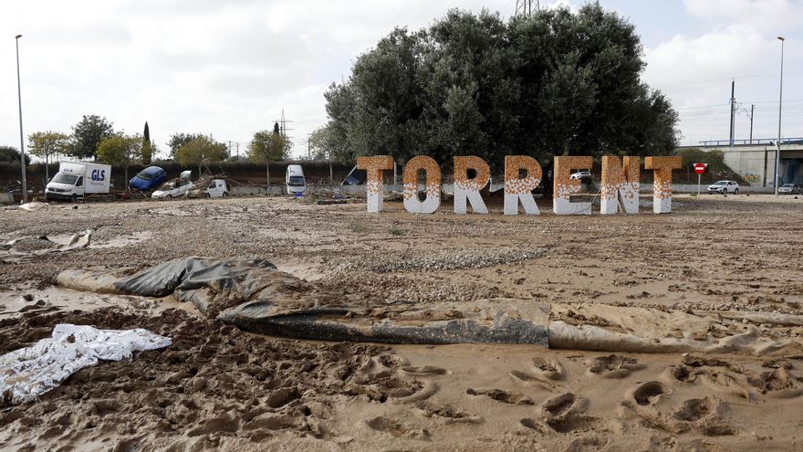 Un bosque de árboles de acero recordará a las ocho víctimas de la dana en Torrent