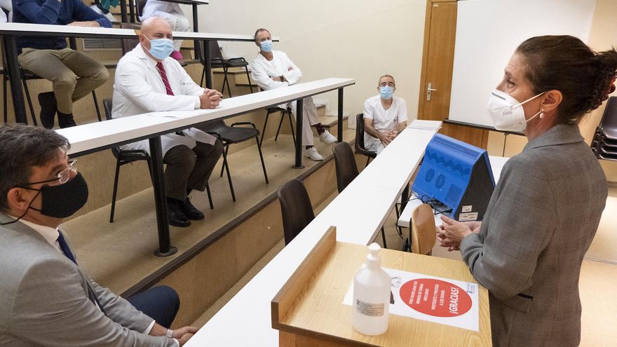 Visita de la decana de la Facultad de Medicina y Ciencias de la Salud de la Universidad de Alcalá al hospital de Guadalajara