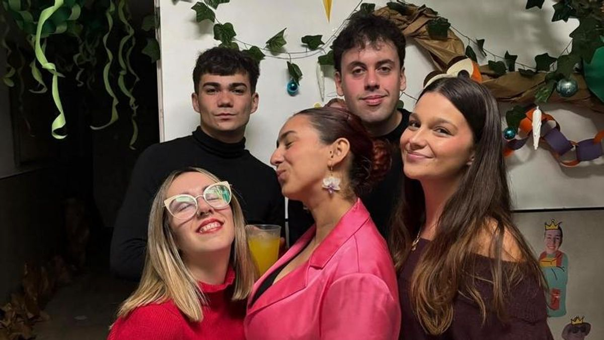 La batalla de revivir un pueblo de Cuenca en manos de una asociación joven: "Comenzó con la lucha por un DJ digno"
