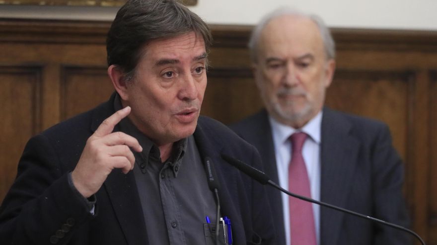 El Cervantes acusa a la RAE de vulnerar las directrices del Congreso de la Lengua