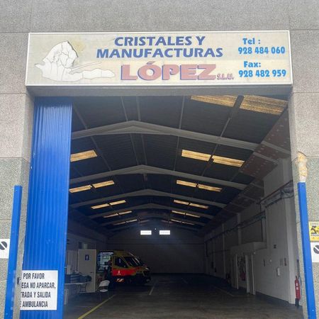 Base central de ambulancias de Tasisa en el barrio de Las Torres, en Las Palmas de Gran Canaria.