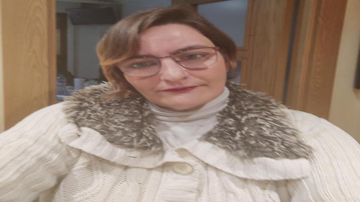 MARIA PILAR LAENCINA 38 AÑOS