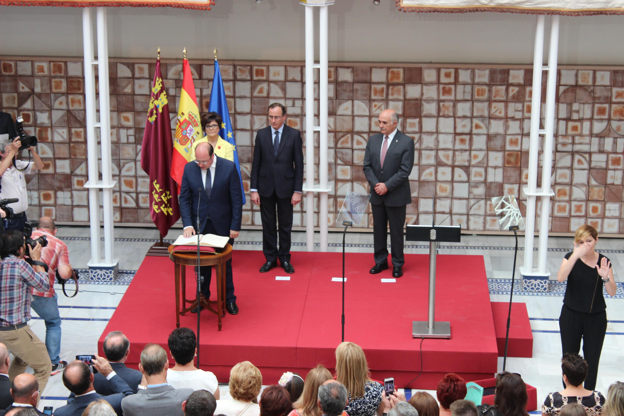 Pedro Antonio Sánchez jurando su cargo de Presidente de la Región de Murcia / PSS