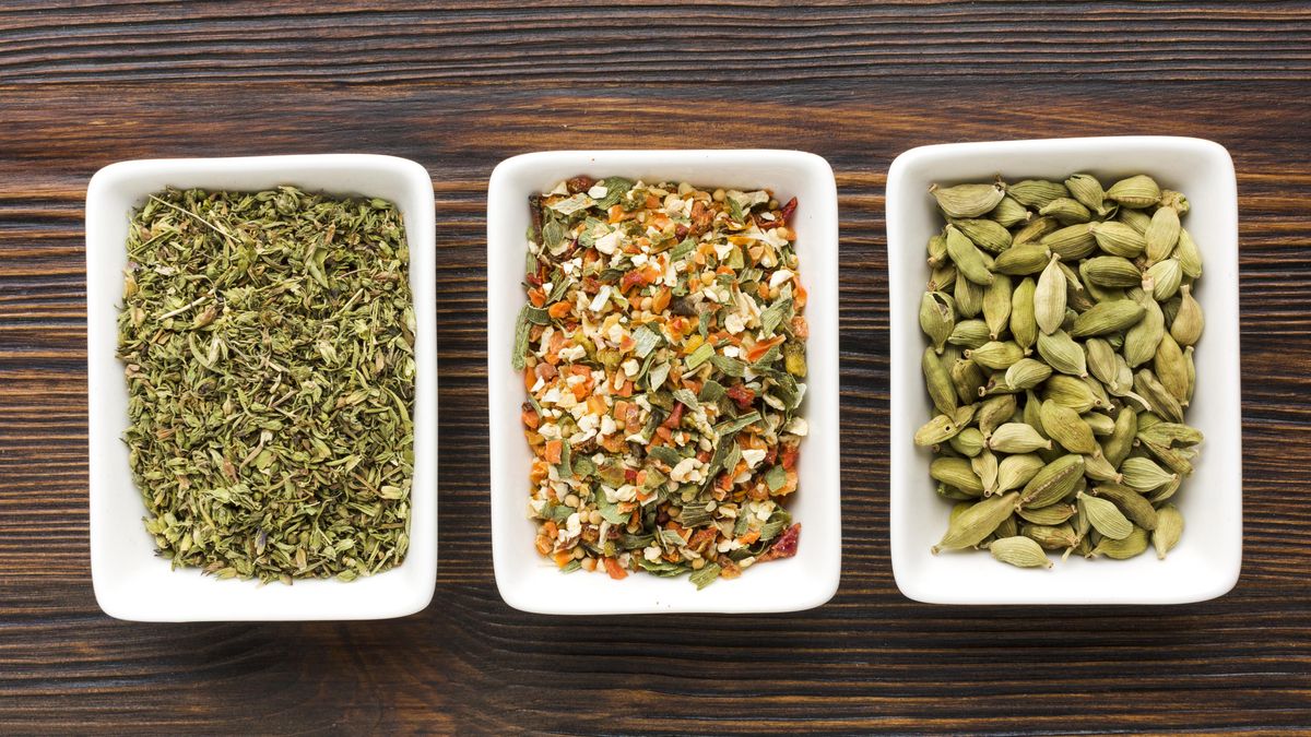 Tres platos para disfrutar del orégano, la especia mediterránea con altas capacidades antioxidantes