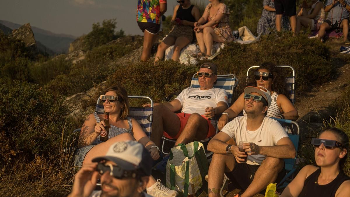 Galicia registra 19 incidencias durante el eclipse: consultas sin síntomas, caídas y crisis de ansiedad