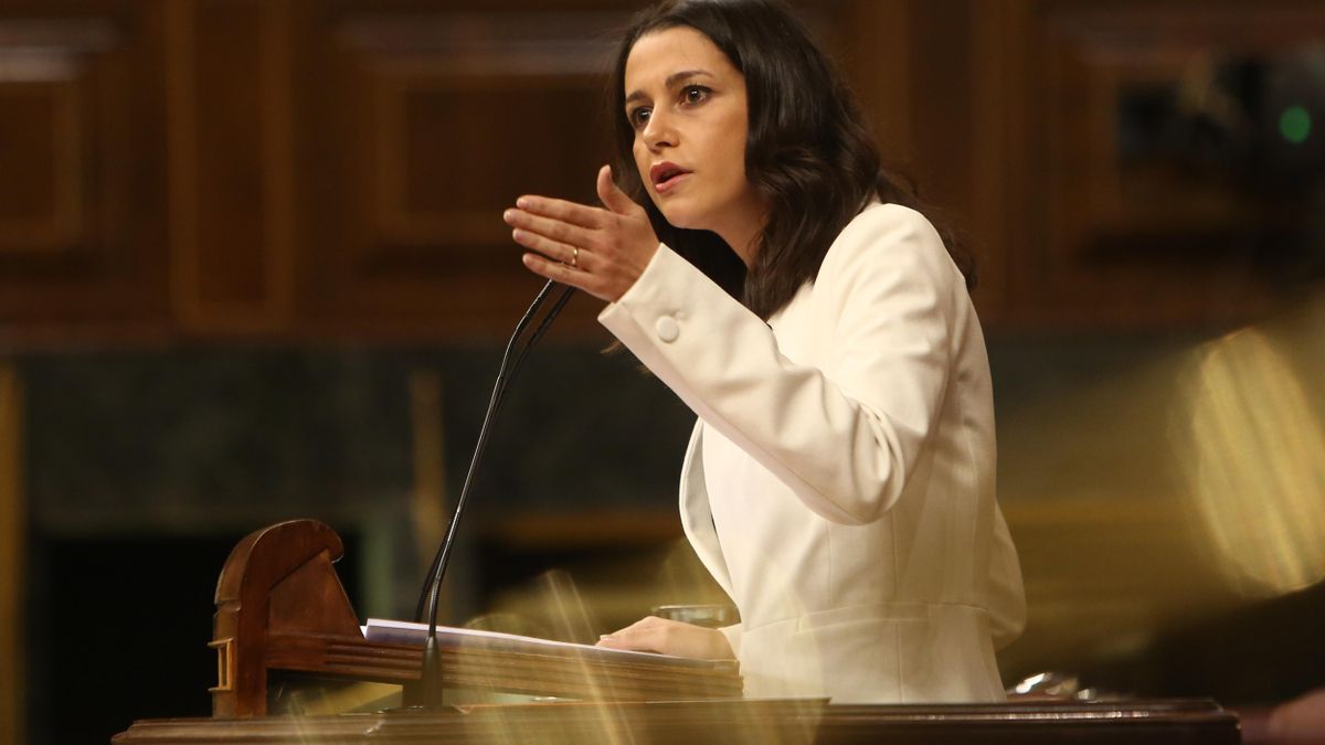 La presidenta de Ciudadanos, Inés Arrimadas, durante el debate de la moción de censura planteada por Vox contra Pedro Sánchez en el Congreso de los Diputados.