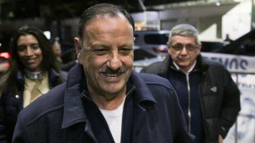 Quintela presentó su lista para disputarle la presidencia del PJ a Cristina Kirchner