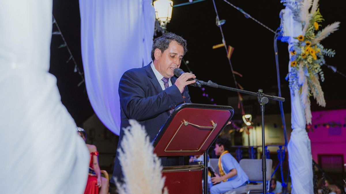 El alcalde de Torremejía, Francisco Trinidad Peñato, del PP, en las fiestas de la localidad en 2024