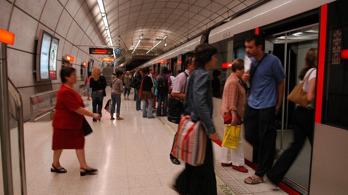 Restablecido el servicio de Metro entre Bidezabal y Plentzia tras reparar la avería del tendido eléctrico