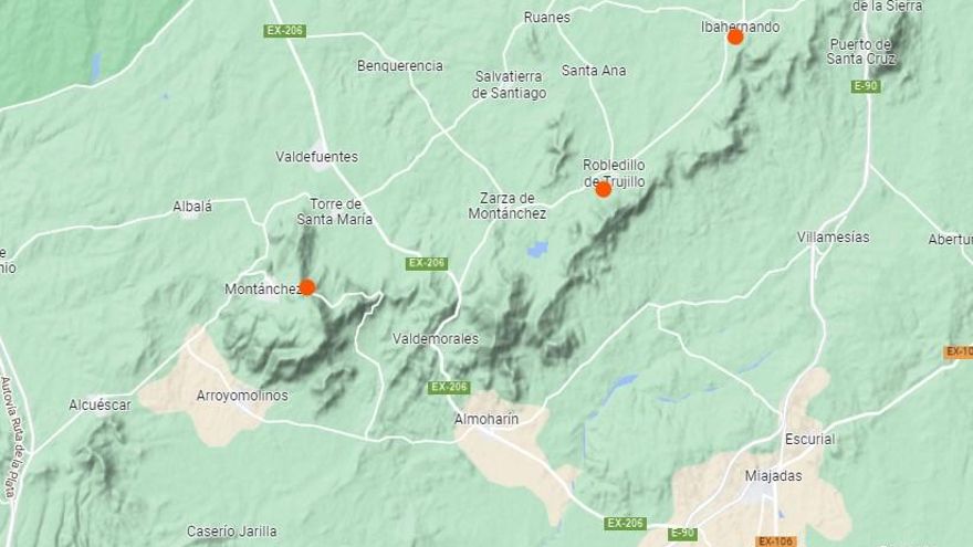 Medio Ambiente tumba un cuarto parque eólico en las sierras de Montánchez, en Robledillo e Ibahernando