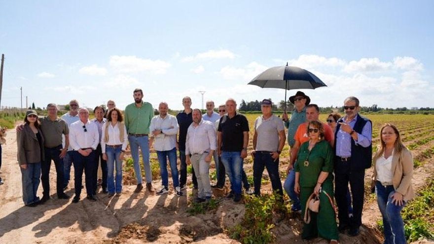 Imagen de la visita del portavoz nacional de Vox de Trabajo y Campo