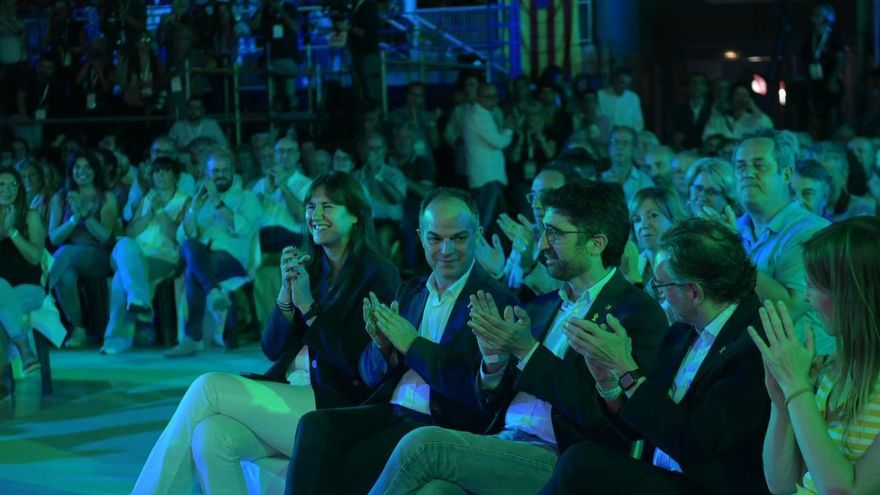 Borràs asume la presidencia de Junts pero Turull da un golpe de mano en la votación