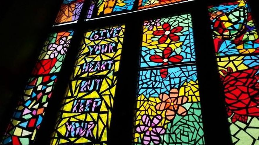 Vidriera del Colegio Maristas San José.