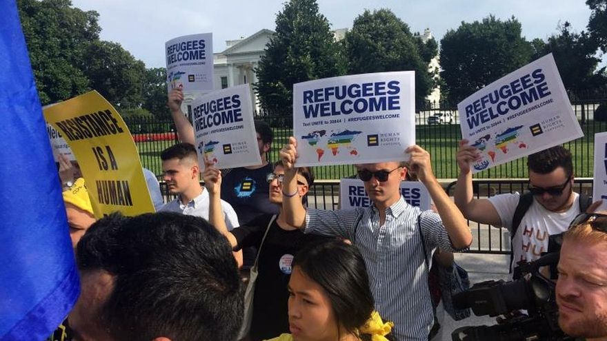 Se trata de un número considerablemente inferior al "techo de refugiados" impuesto por las autoridades estadounidenses para el año fiscal 2019, que establecía la admisión de 30.000 personas.