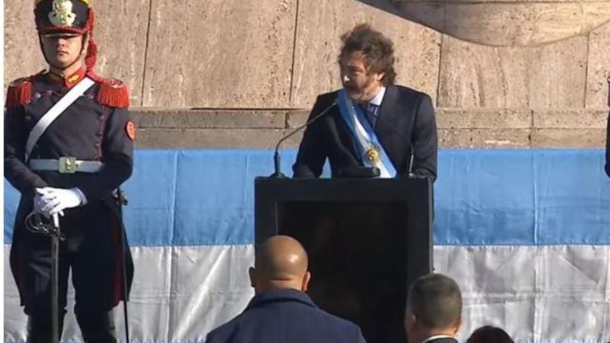 Milei comenzó criticando a la casta pero luego la convocó a un nuevo Pacto de Mayo, el 9 de julio en Tucumán