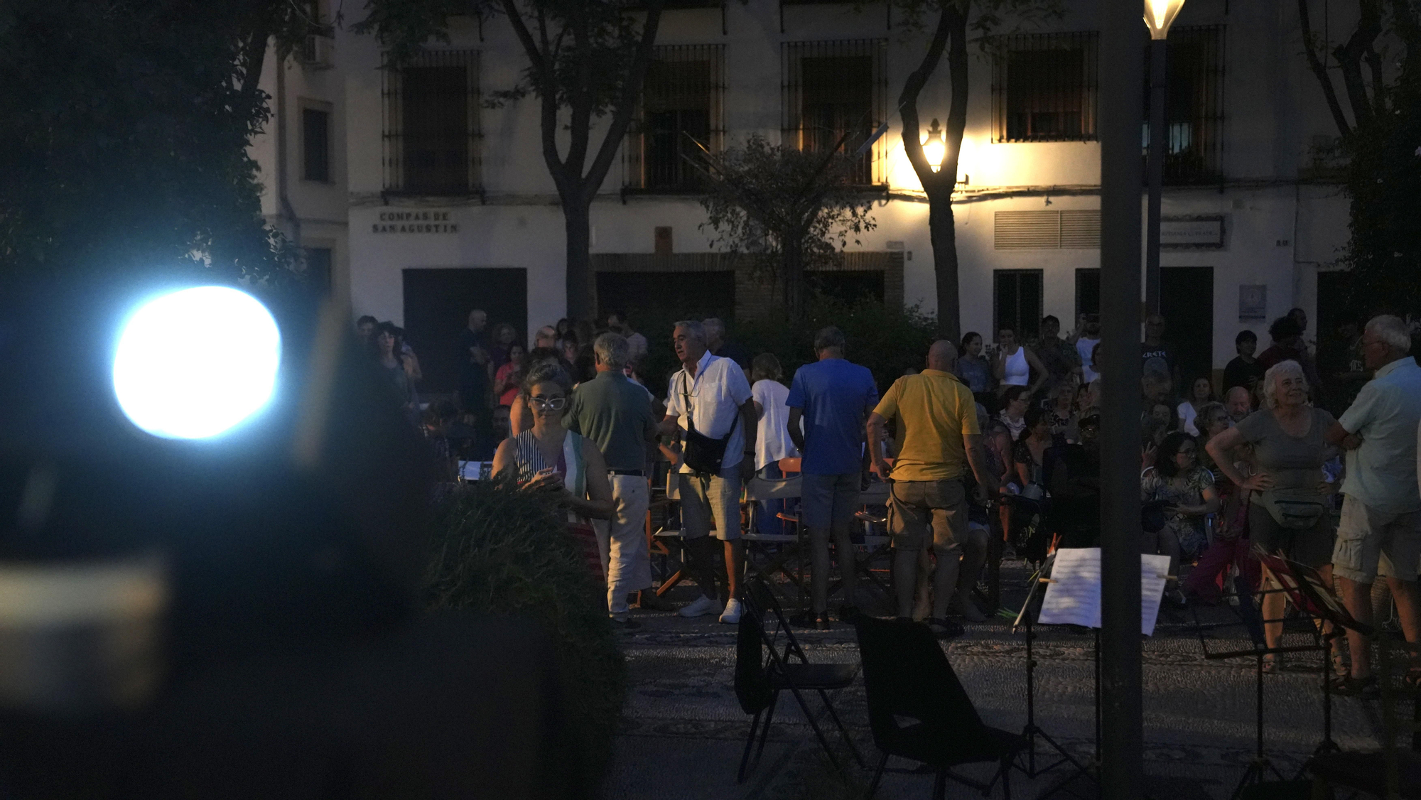 Proyección de cine simbólica en la plaza San Agustín