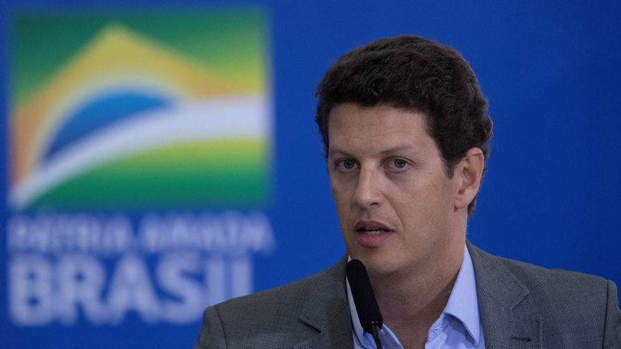 La Corte Suprema autoriza investigar al ministro de Medio Ambiente de Brasil