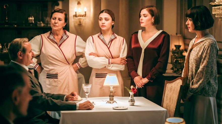 'La Favorita 1922' acabó en Telecinco con un momento de vida o muerte y un final abierto de cebos y cabos sueltos