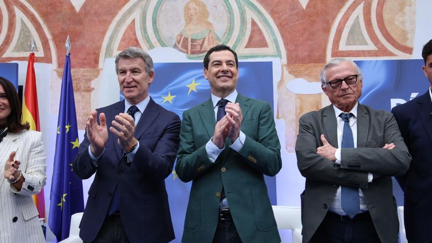 El líder del PP, Alberto Núñez Feijóo, y el presidente de la Junta de Andalucía, Juanma Moreno, participan en el Día de Europa en Córdoba.