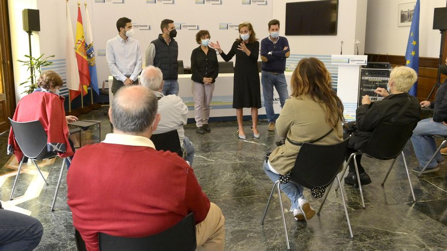 Reunión con vecinos en el Plan de Participación Ciudadana.