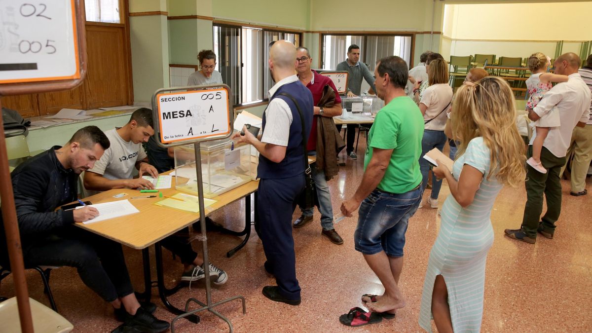 Fotogalería | Domingo electoral en Canarias