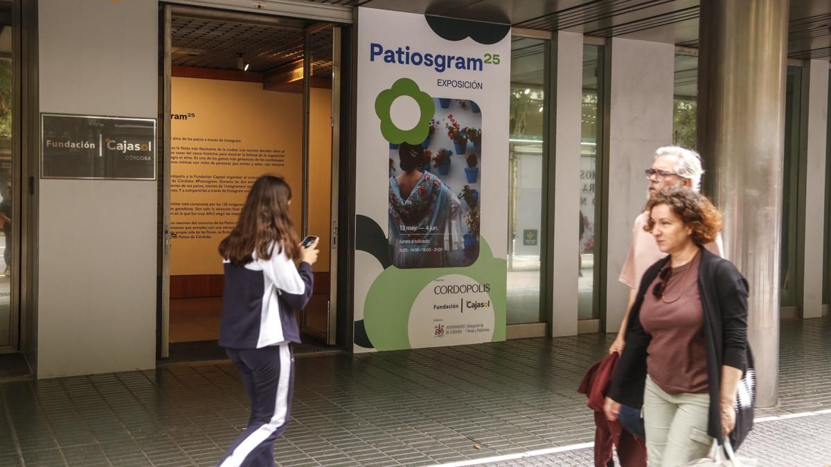 Inauguración de la exposición de Patiosgram25 en la Fundación Cajasol