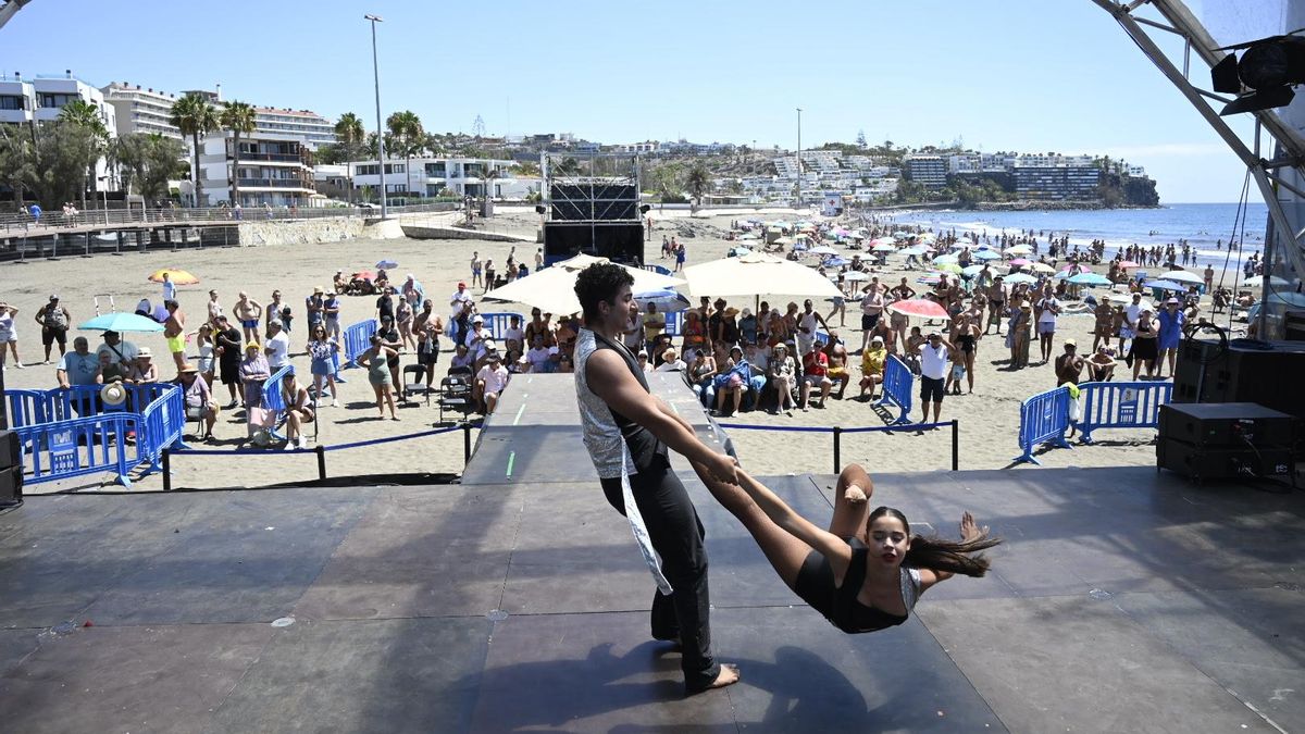 Danza en la jornada familiar de esta mañana. ©Fernando Ojeda