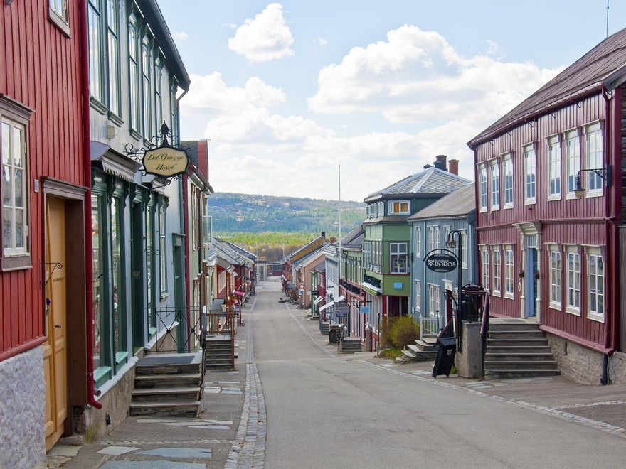 Casas de madera en Bergstaden, el barrio elegante de Roros.