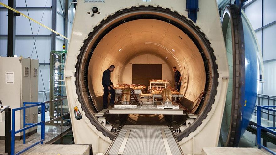 "Por Faustino": el legado sindical del joven muerto en el tajo en el sector aeronáutico andaluz cumple un año de "represión"