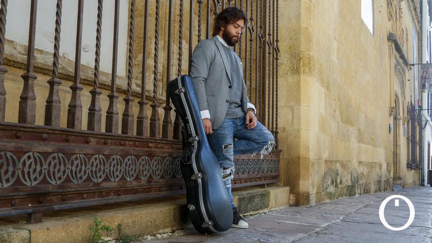 Luis Medina, guitarrista