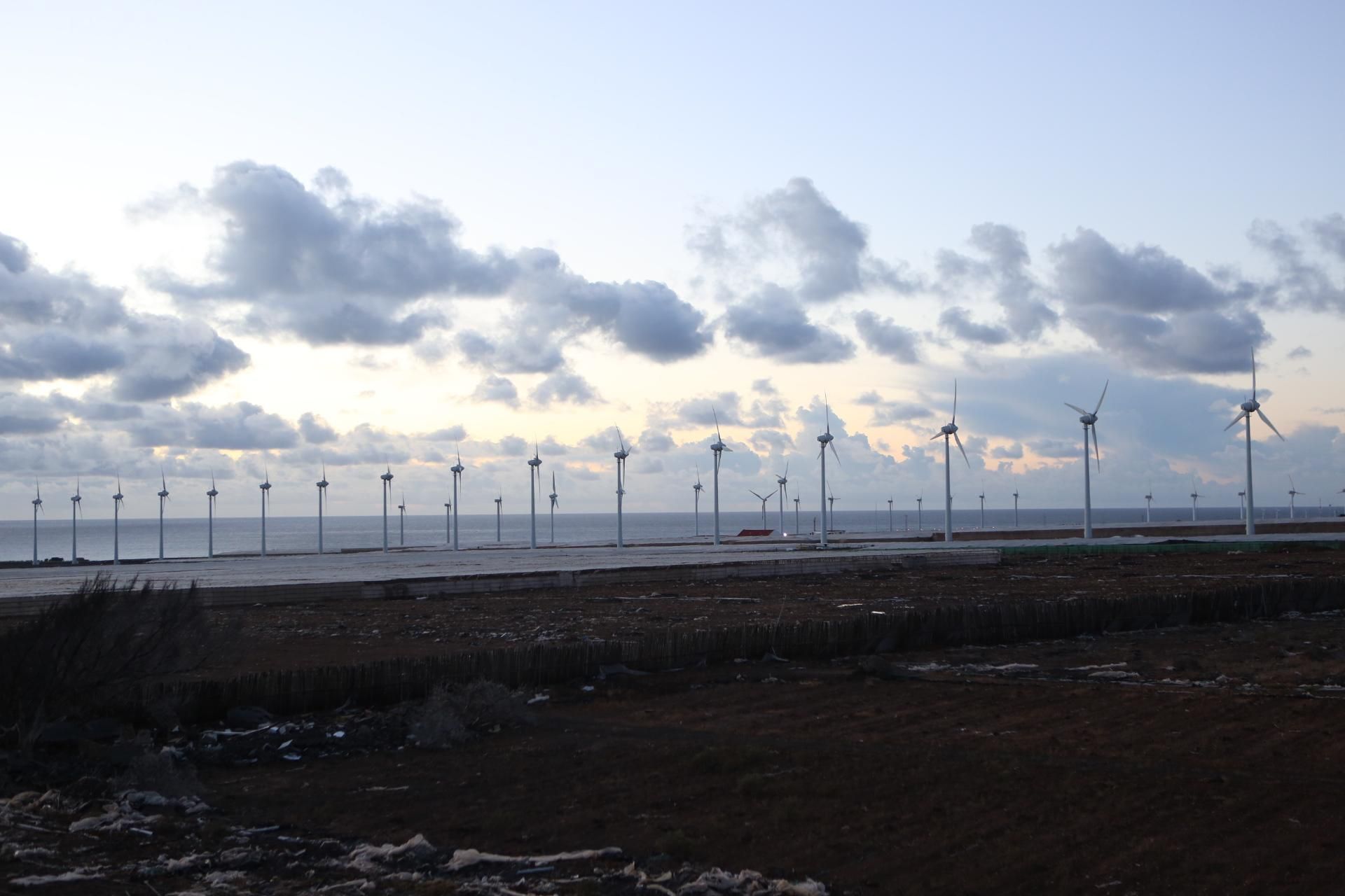 Amanecer en Arinaga (ALEJANDRO RAMOS)