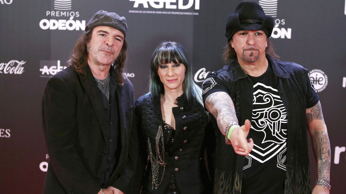 Los miembros de la banda Mägo de Oz, en 2025