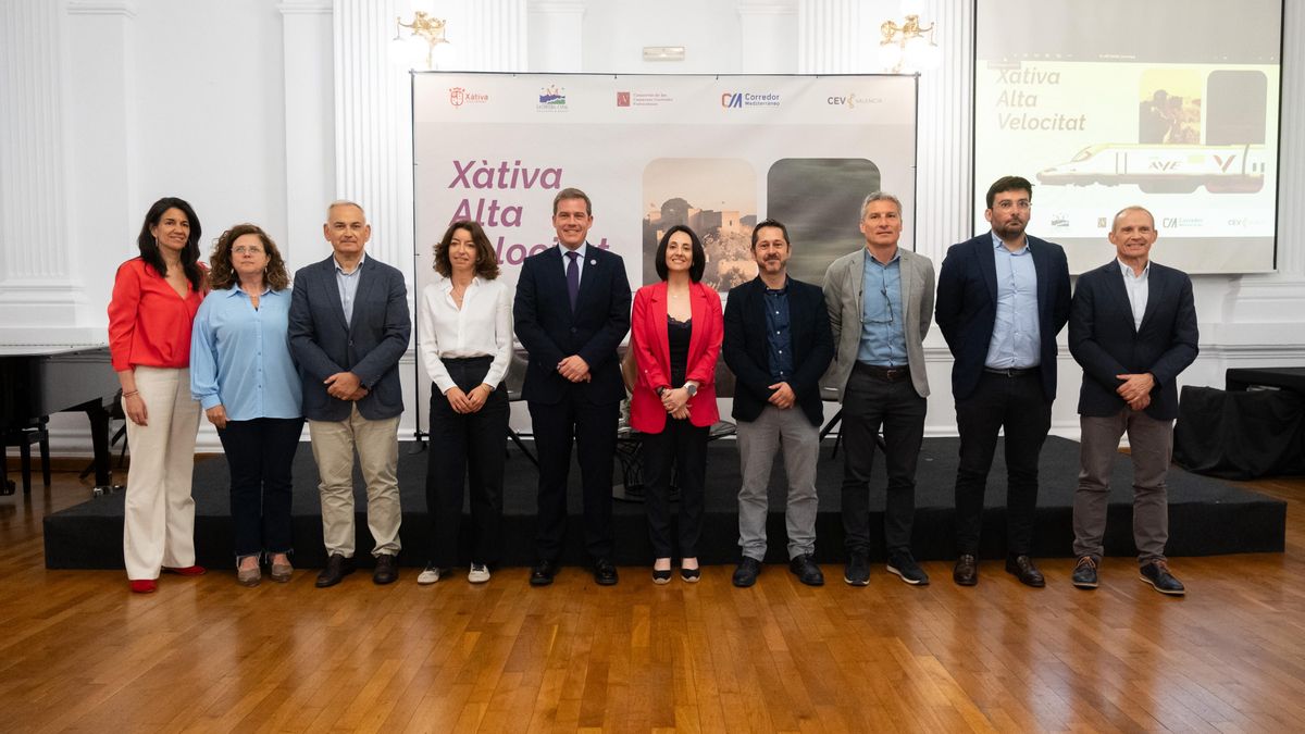 Ponents de la jornada sobre Alta Velocidad en Xàtiva.