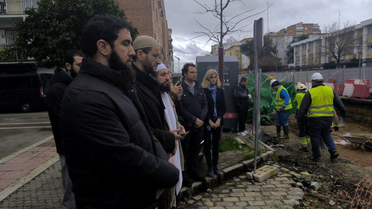 La necrópolis andalusí descubierta en la Macarena se convierte en lugar de memoria para la comunidad musulmana