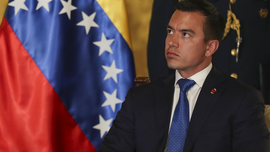 Noboa ofrece a los migrantes retornados a Ecuador un bono de 470 dólares por tres meses