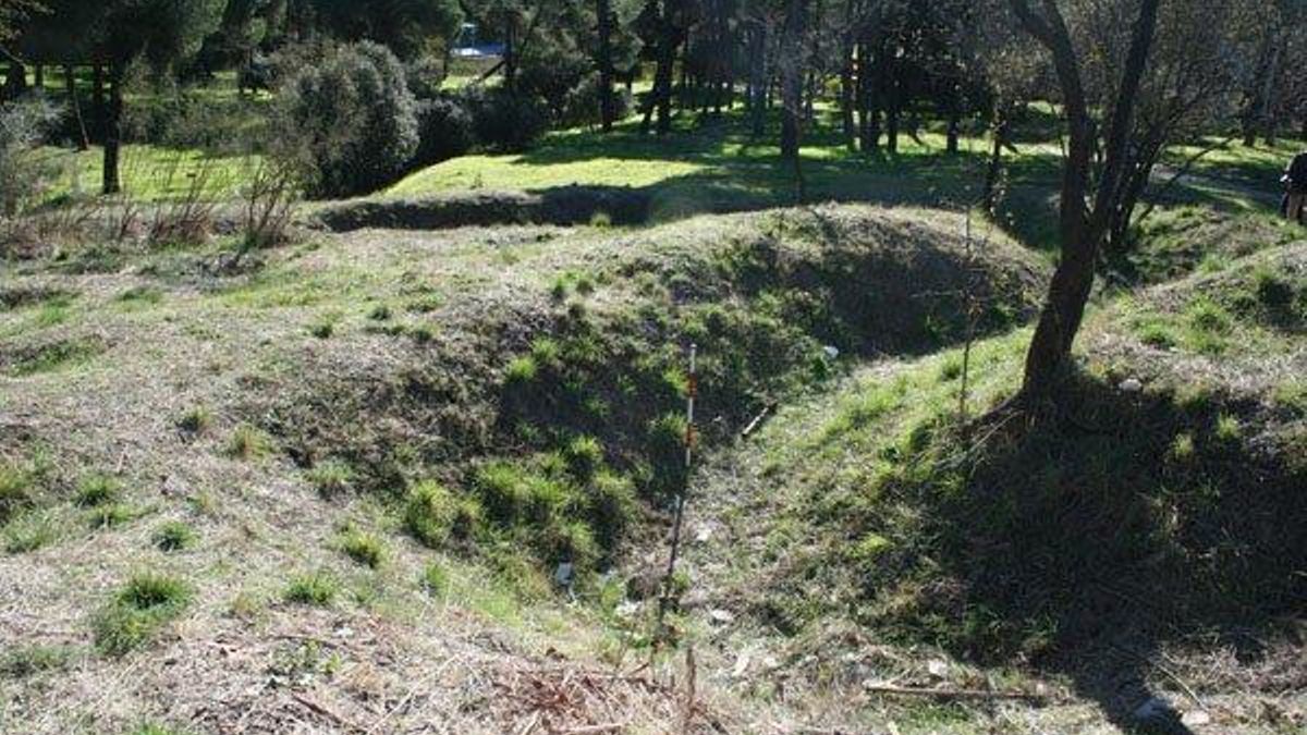 El cuaderno que nos permitirá orientarnos por los restos de la defensa de Madrid en la Dehesa de la Villa