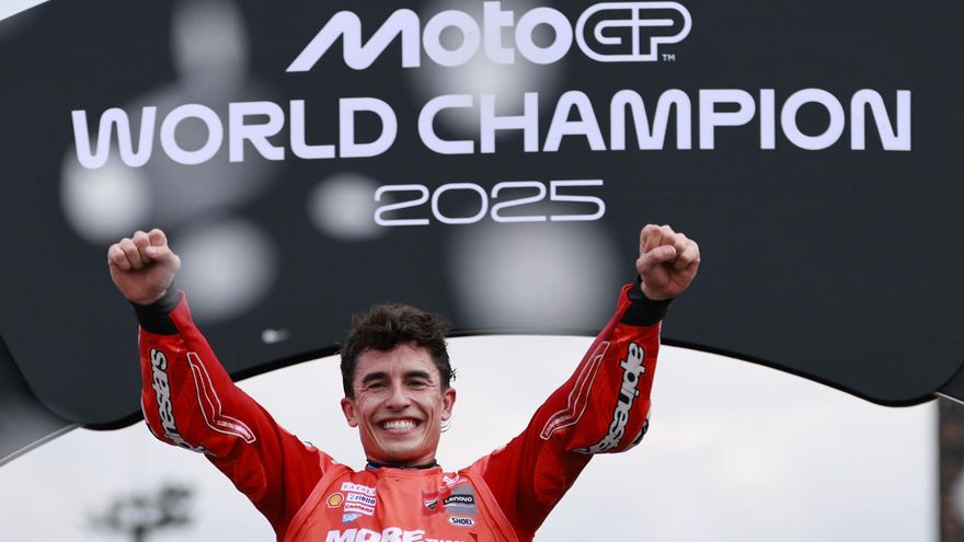 Marc Márquez repite la épica en Japón su noveno mundial, e iguala a Rossi: “Luché, luché, luché, y he vuelto a ganar de nuevo. Me siento en paz”