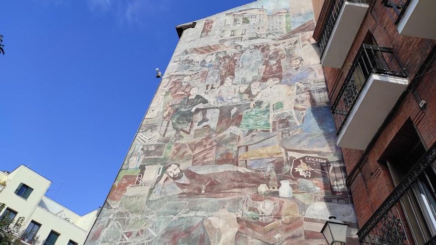 El Rastro aguarda la restauración del gran mural de Cavestany a la que se comprometió el Ayuntamiento y para la que no hay dinero