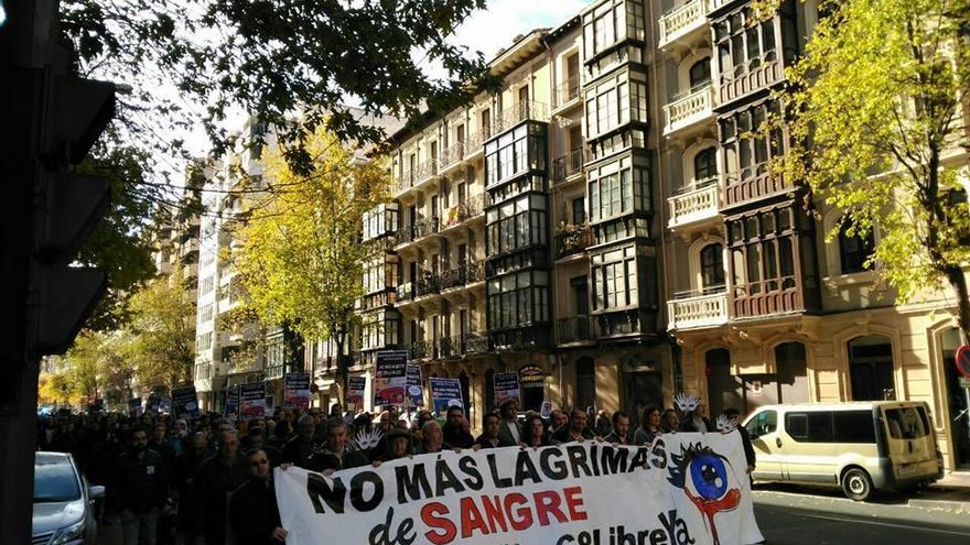 Para la plataforma de la AP-68, no basta con el desvío de camiones
