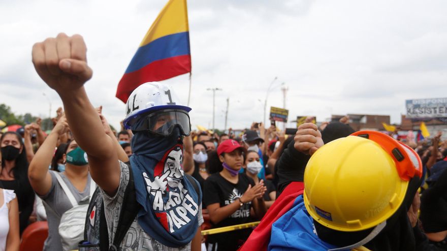 Protestas contra la violencia policia y las políticas del Gobierno de Iván Duque, en Cali (Colombia)