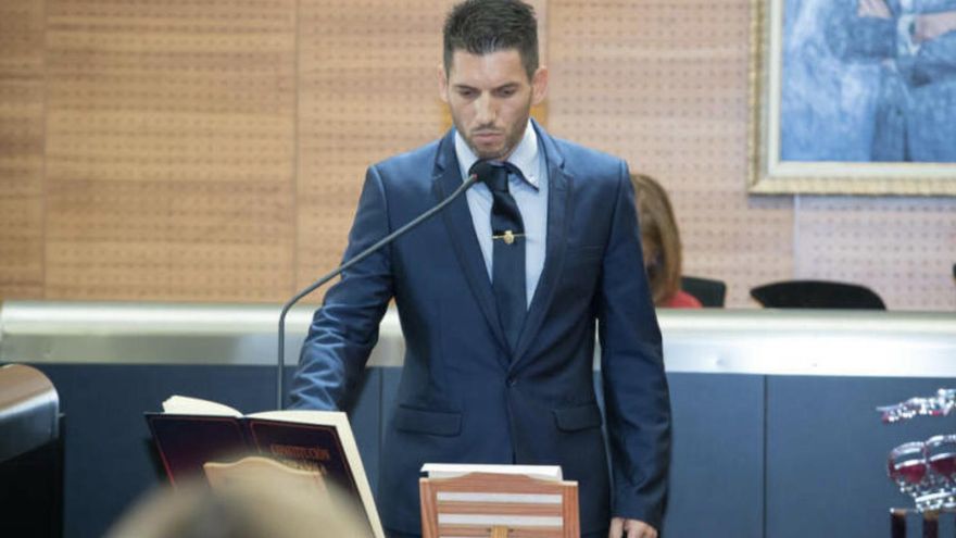 El PSPV de San Vicent del Raspeig pide la dimisión del concejal de Seguridad de Vox por "intimidar" a un asesor