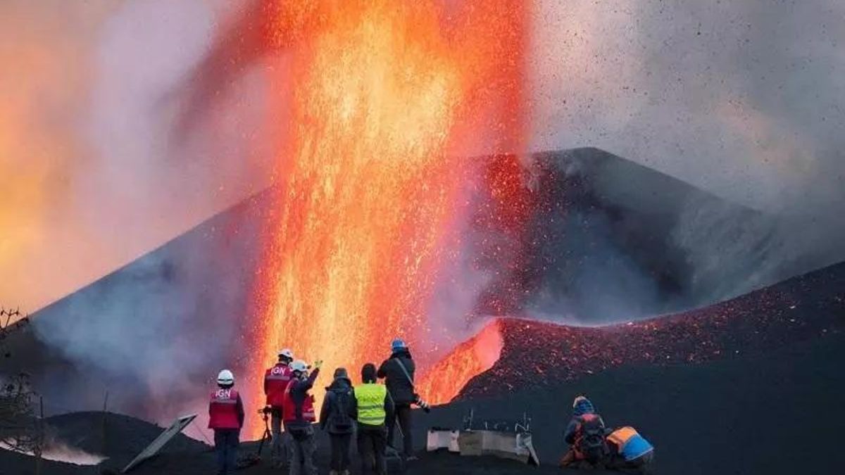 Canarias cede al Estado la experiencia en la erupción del Tajogaite para enriquecer las nuevas directrices de Protección Civil